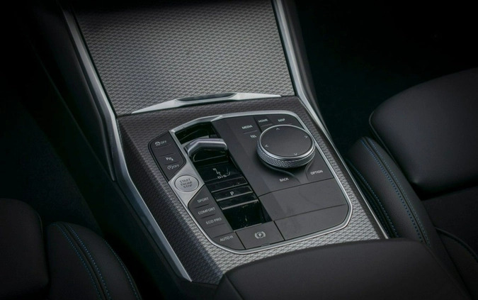 BMW Seria 3 cena 224900 przebieg: 5, rok produkcji 2023 z Konstantynów Łódzki małe 232